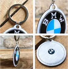 Pendentif BMW Nostalgic Art Femme – Élégance Rétro