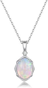 Collier Argent Sterling avec Pendentif en Opale - Élégance et Soin