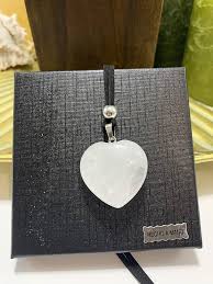 Pendentif Pierre Naturelle NILUXE DESIGN - Élégance et Pureté