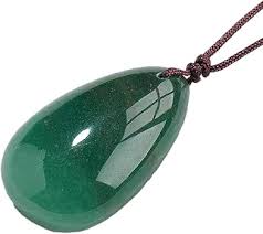 Collier en Aventurine Verte avec Pendentif Unique