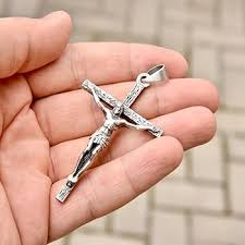 Pendentif Croix en Argent Sterling pour Homme - Élégance et Spiritualité
