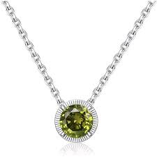 Pendentif Naissance Anniversaire Grand Mère en Peridot - Un Cadeau inoubliable