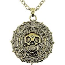 Pendentif Pirates des Caraïbes – Un Voyage au Coeur de l'Aventure