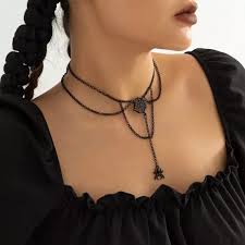 Pendentif Halloween Daraignée Gothiques - Accessoire Élégant et Sombre