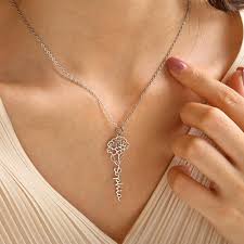 Collier Prénom Personnalisé Femme - Un Bijou Unique pour Chaque Femme