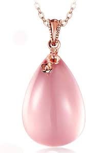 Collier Pendentif Quartz Rose en Or - Élégance et Harmonie