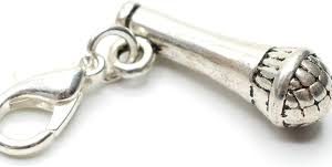 Pendentif Micro Argent - Un Bijou Unique pour les Passionnés de Musique