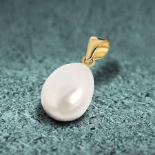 Pendentif en Or Femme avec Perles Blanches - Élégance et Raffinement