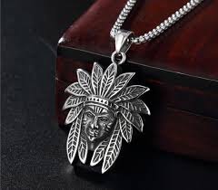 Collier Pendentif Amérindien Inoxydable - Élégance et Authenticité