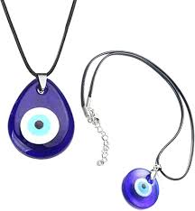 Collier Pendentif de Protection Chanceux Manqyi - Élégance et Sérénité