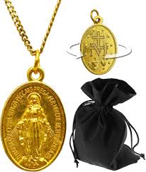 Pendentif de Confirmation Vierge Marie – Élégance Spirituelle