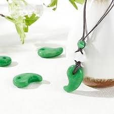 Pendentif Magatama CHGCRAFT - Élégance et Protection