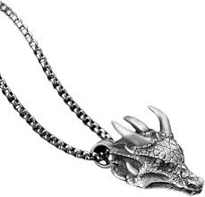 Pendentif Cornes Collier Dominateur Gothique - Élégance et Mystère