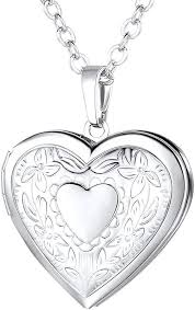 Pendentif Coeur Personnalisable : Un Bijou Tendance et Unique