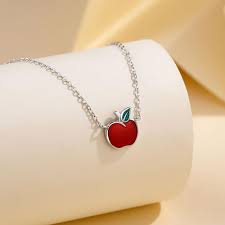 Collier Pendentif Pomme en Argent Sterling - Élégance et Style
