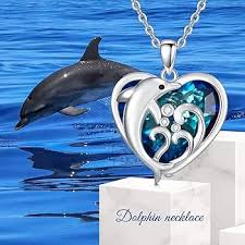 Collier Dauphin Pendentif Cristal - Élégance et Brillance