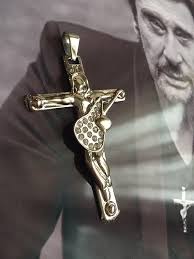 Pendentif Croix de Johnny Hallyday - Un hommage intemporel