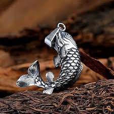 Pendentif Poisson Japonais en Inoxydable - Porte-Bonheur Éblouissant