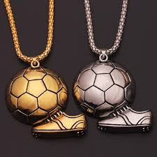 Pendentif Ballon de Foot PikaLF - Un Accessoire Unique pour les Passionnés de Football