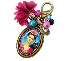 Porte Clé Fantaisie Artiste Peintre Mexicaine - Un Accessoire Unique