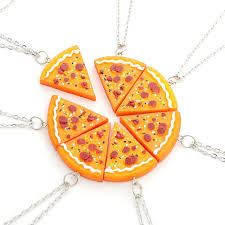 Collier Pendentif Ensemble Amitié - Élégance et Signification