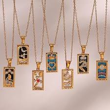 Pendentif Tarot Coloré en Acier Inoxydable - Élégance et Symbolisme