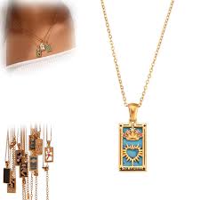 Pendentif Symbolique de Divination Astrologique GAMIRA - Éveillez votre intuition