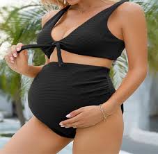 Maillot de Bain Maternité : Confort et Élégance pour les Futures Mamans
