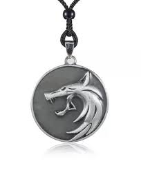 Pendentif Médaillon en Aluminium - Un Style Inspiré par The Witcher