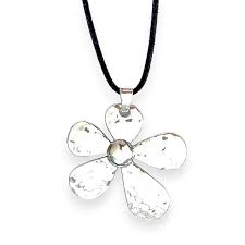 Grand Pendentif Femme Fleur en Argent – Élégance et Nature