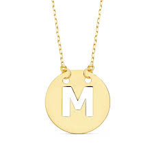 Collier Pendentif Lettre M en Or - Élégance Personnalisée