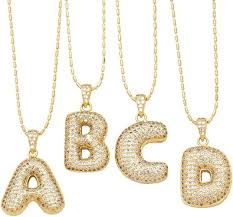 Collier Lettre Initiale en Zircon – Élégance et Personnalisation