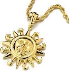 Pendentif Soleil Unisex en Inoxydable – Élégance et Brillance