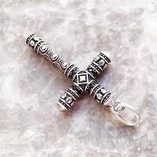 Pendentif en argent sterling avec turquoise - Élégance et spiritualité